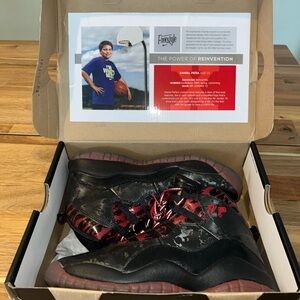 Freestyle Men's Black and Red Sport Sneakers